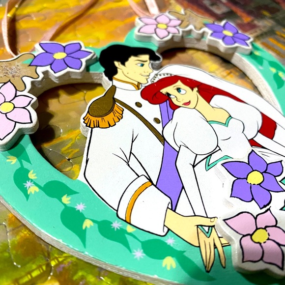 DISNEY’S THE LITTLE MERMAID VTG 90s KURT ADLER HANDCRAFTED WOODEN XMAS ORNAMENT - Picture 6 of 8